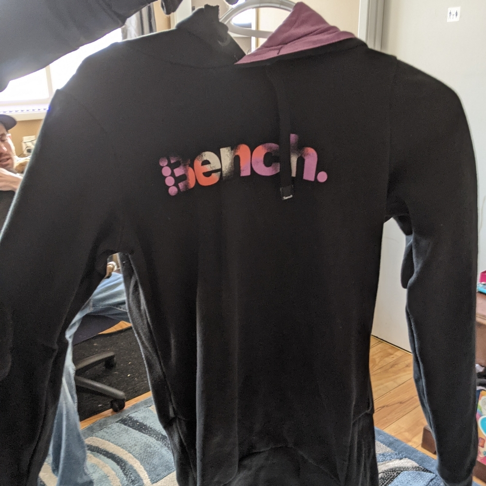 New bench sweater pullover - Picture 3 of 3